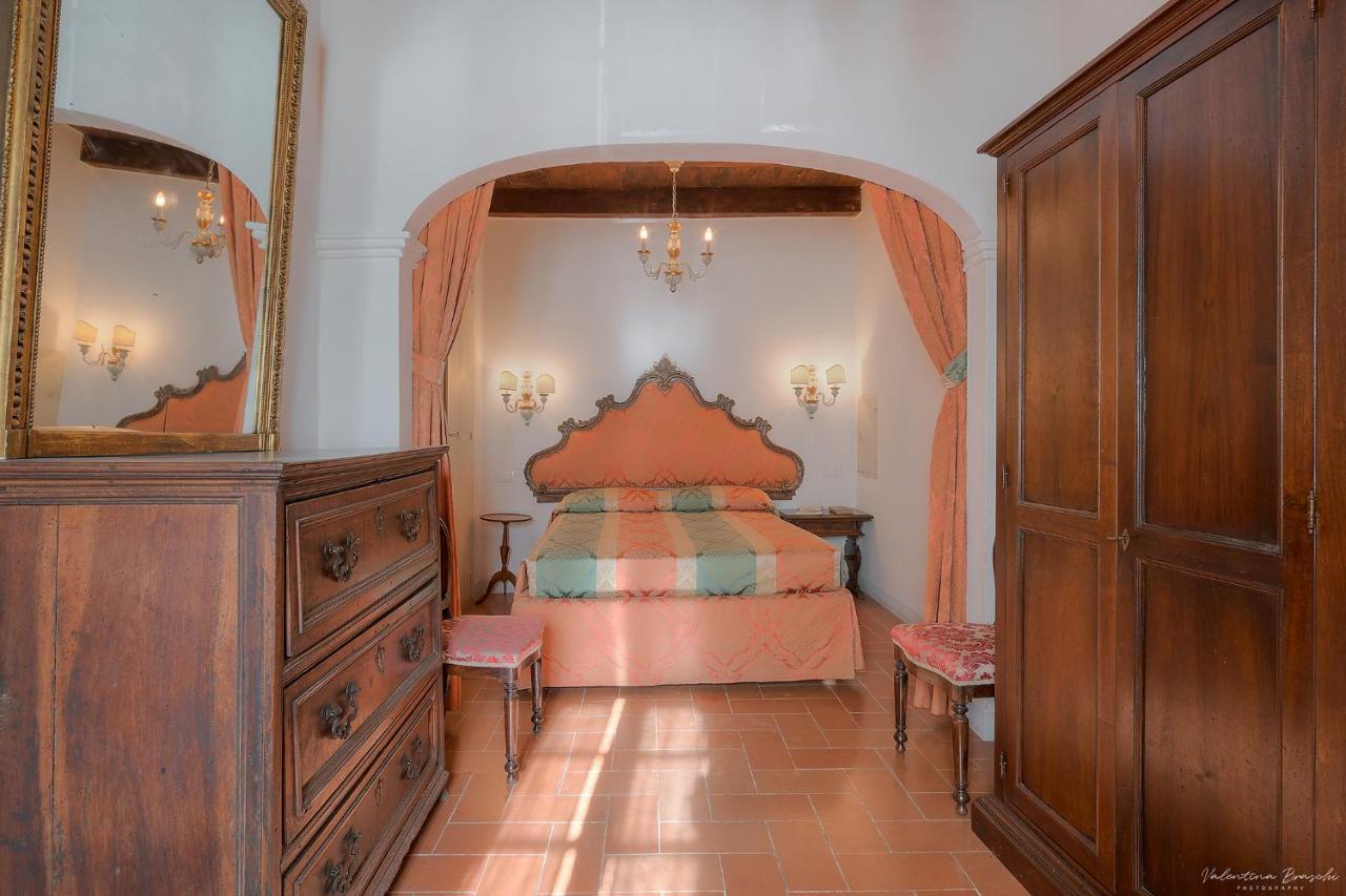 Вилла Castello Di Sarna Кьюзи-делла-Верна Экстерьер фото