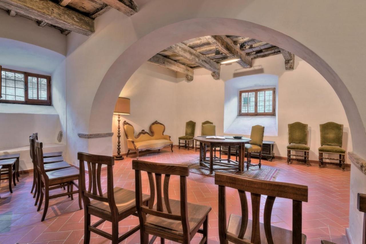 Вилла Castello Di Sarna Кьюзи-делла-Верна Экстерьер фото