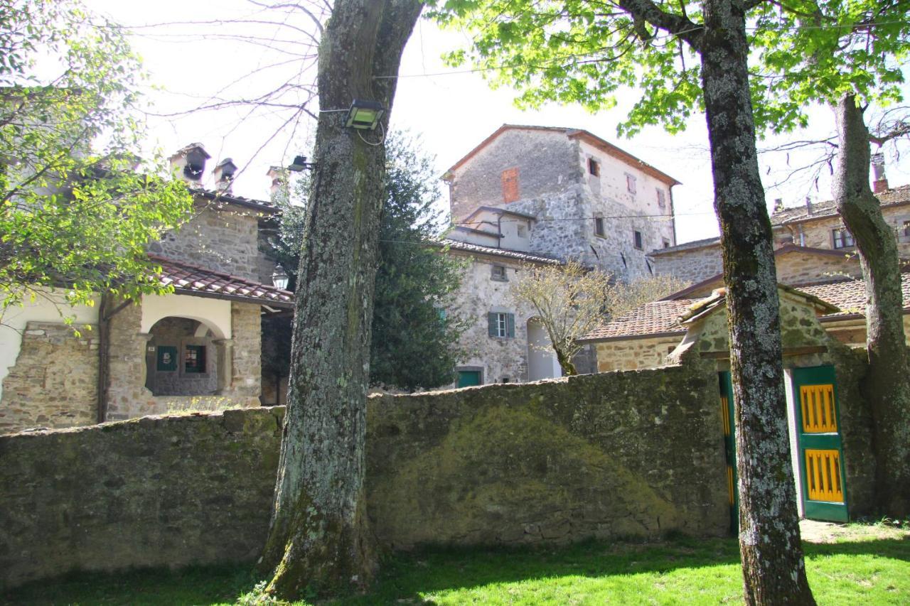 Вилла Castello Di Sarna Кьюзи-делла-Верна Экстерьер фото